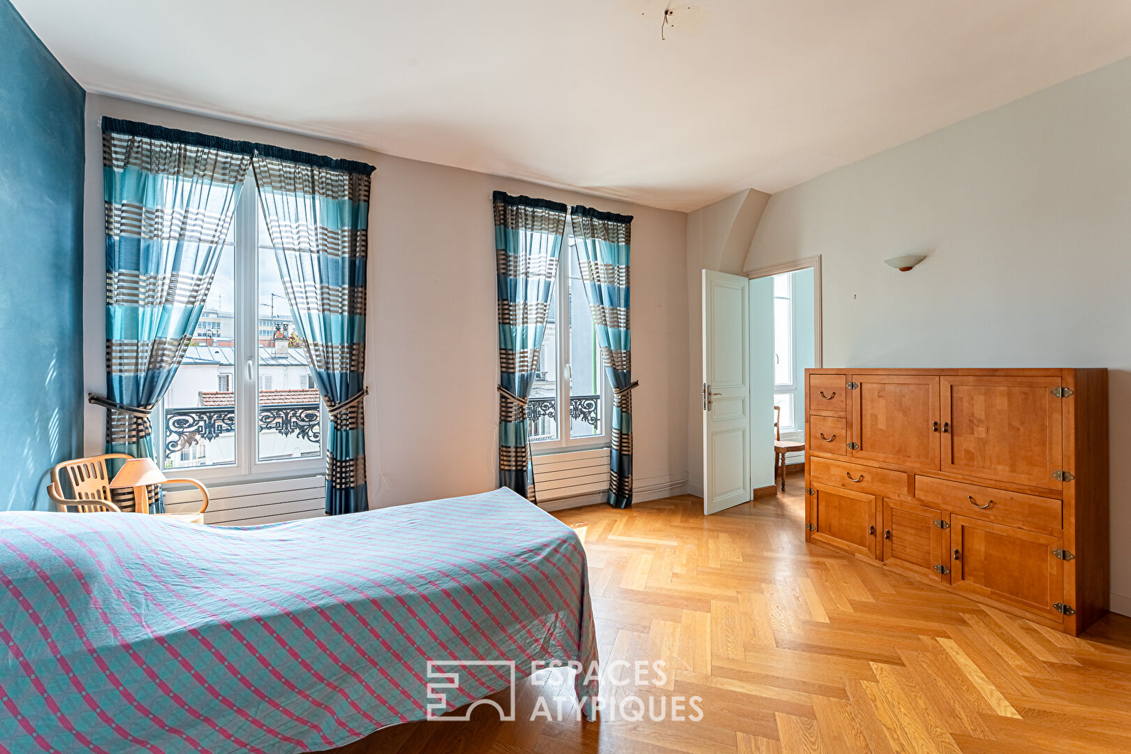 Charming house with garden in the heart of Asnières
