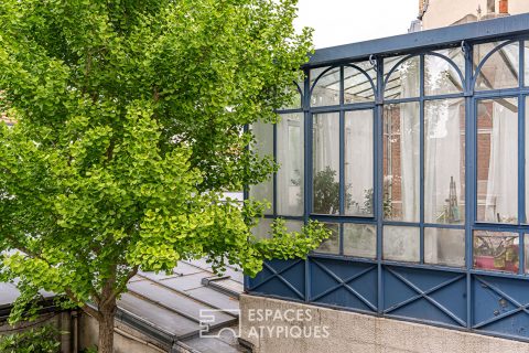 Maison de charme avec sa cour arborée rue des Bourguignons