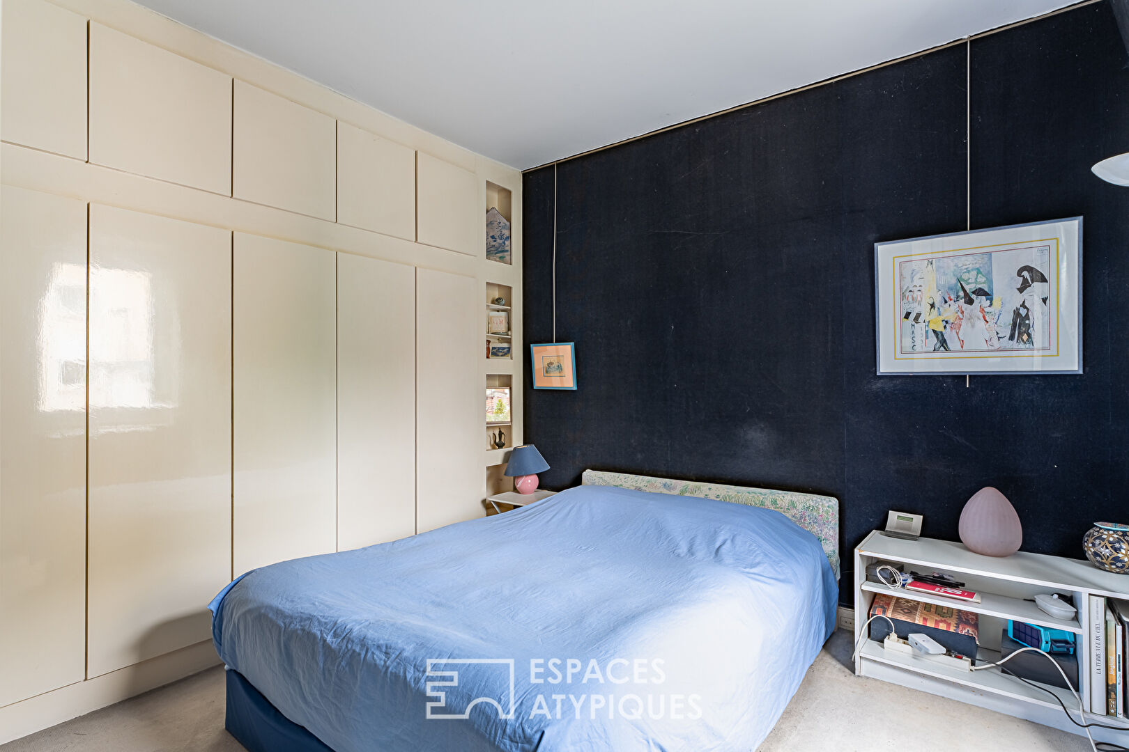 Maison de charme avec sa cour arborée rue des Bourguignons