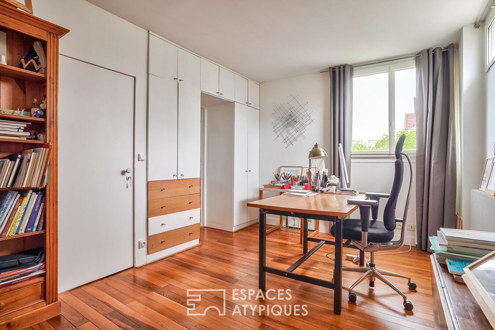 Maison familiale avec terrasses arborées, quartier piscine