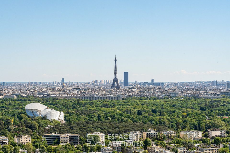 Vue imprenable en étage très élevé