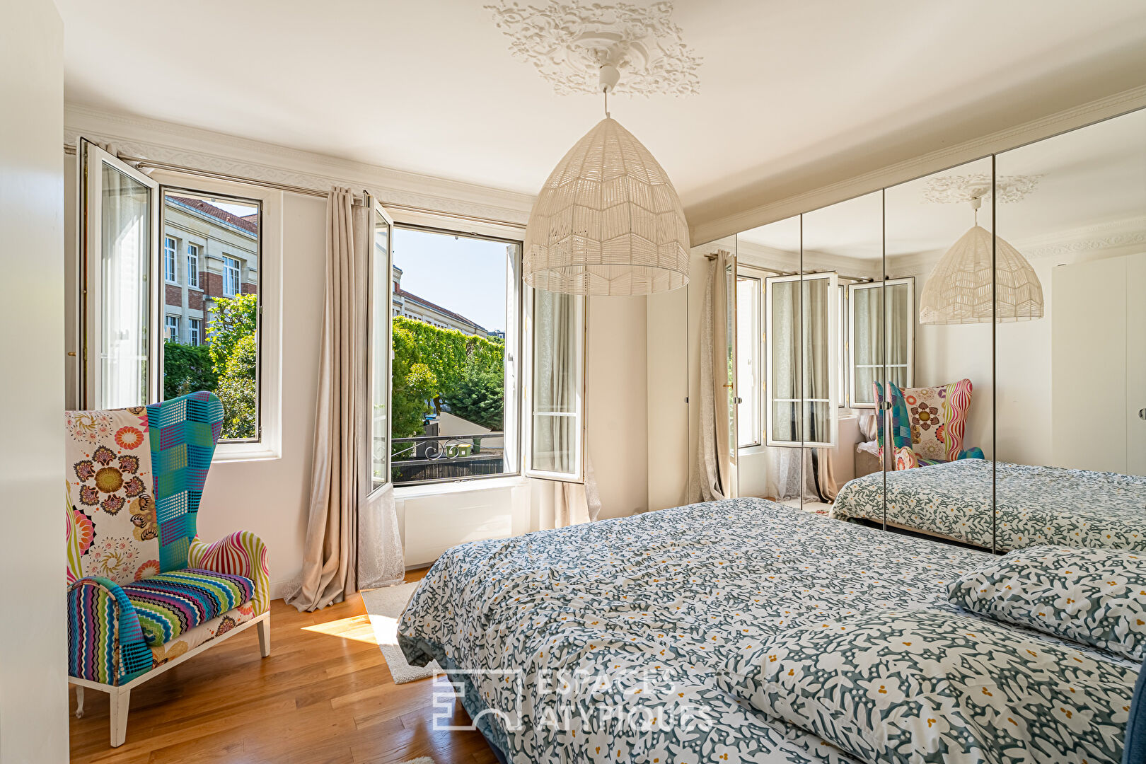Maison fin XIXème avec jardin et extension contemporaine à deux pas du Parc de la Maison Blanche à Clamart