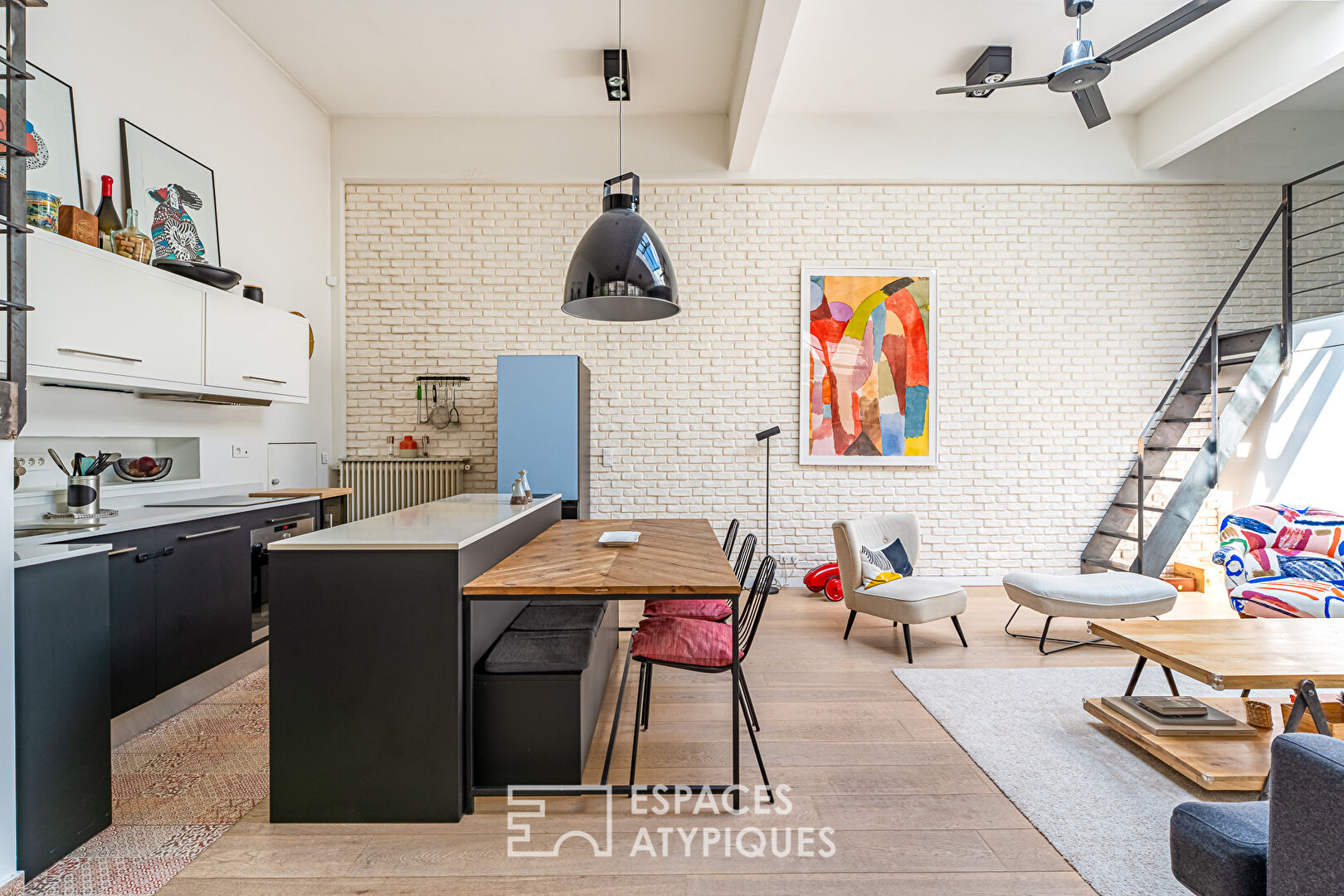 Ancien studio Photo revisité en loft contemporain