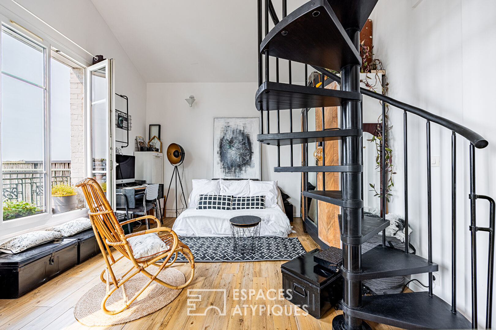 Duplex de charme en dernier étage