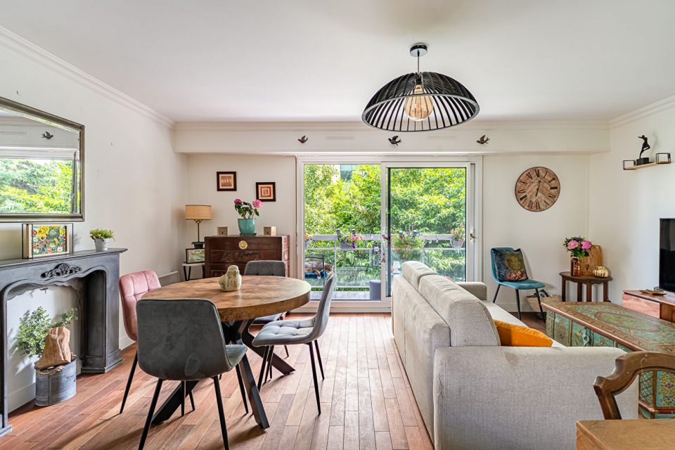 Appartement T2 rénové de 56 m² au calme avec balcon de 8 m²