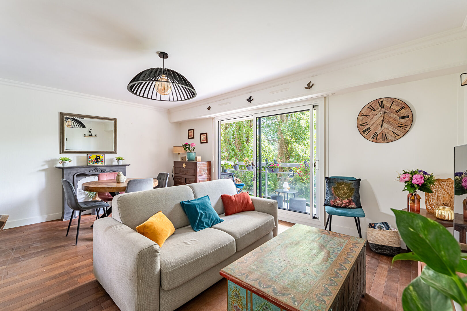 Appartement T2 rénové de 56 m² au calme avec balcon de 8 m²