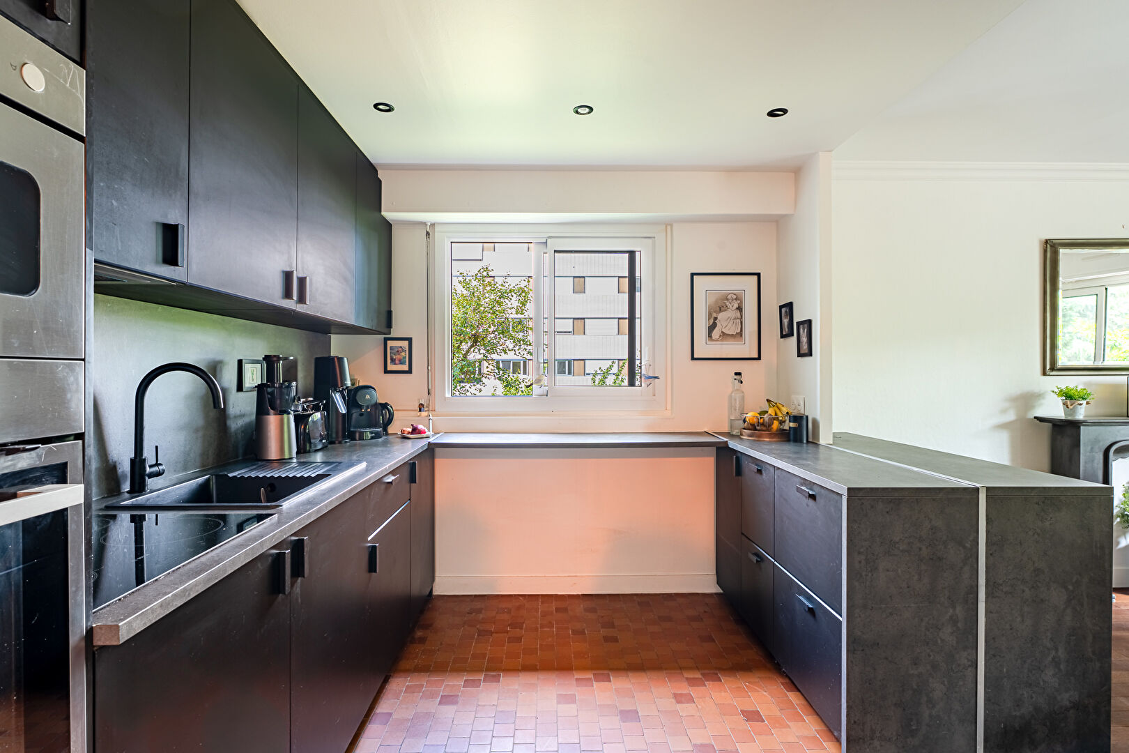 Appartement T2 rénové de 56 m² au calme avec balcon de 8 m²