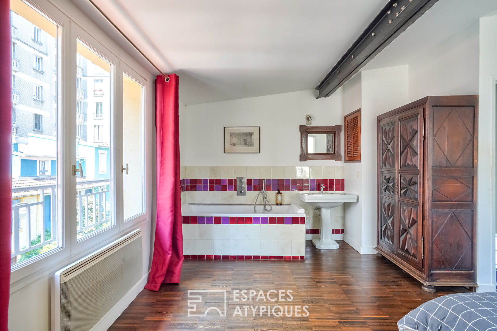 Maison de caractère au sein de la cite Jouffroy Renault