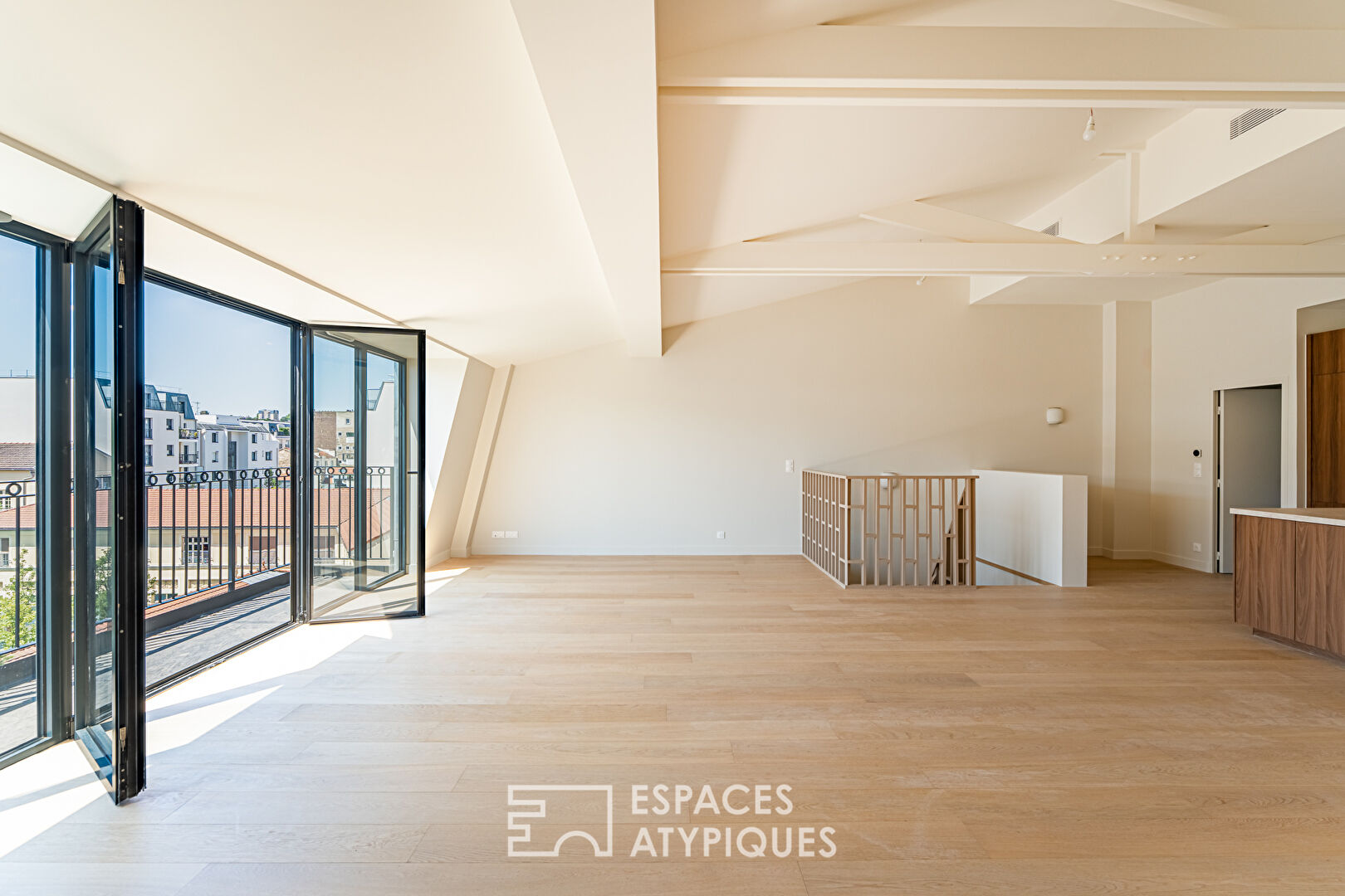 Top floor duplex with balconies and unobstructed view