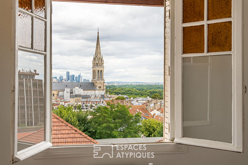 Dernier étage d'une villa années 30, avec vue sur le parc de Saint-Cloud