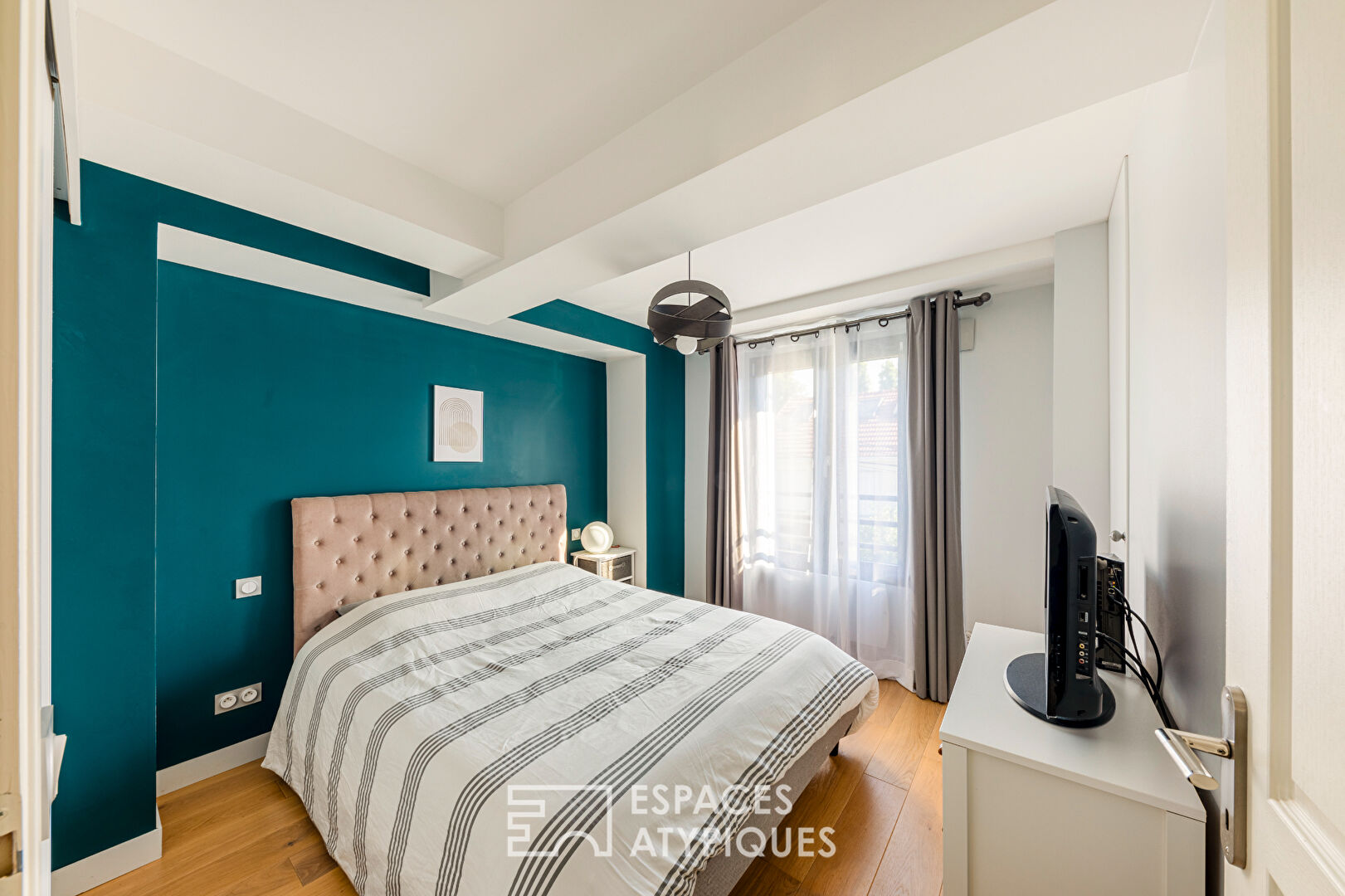 Duplex inversé avec terrasse dans une impasse proche centre-ville de Rueil-Malmaison
