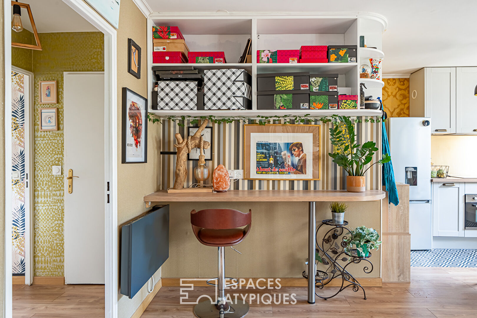 Appartement traversant avec balcon en dernier étage