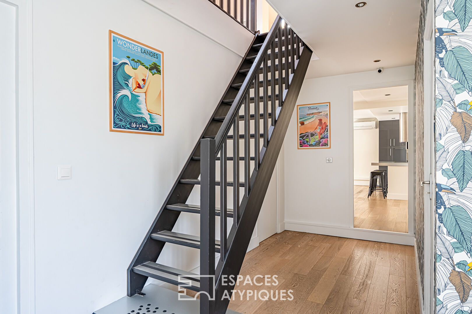 Top floor duplex with terrace, Alma district