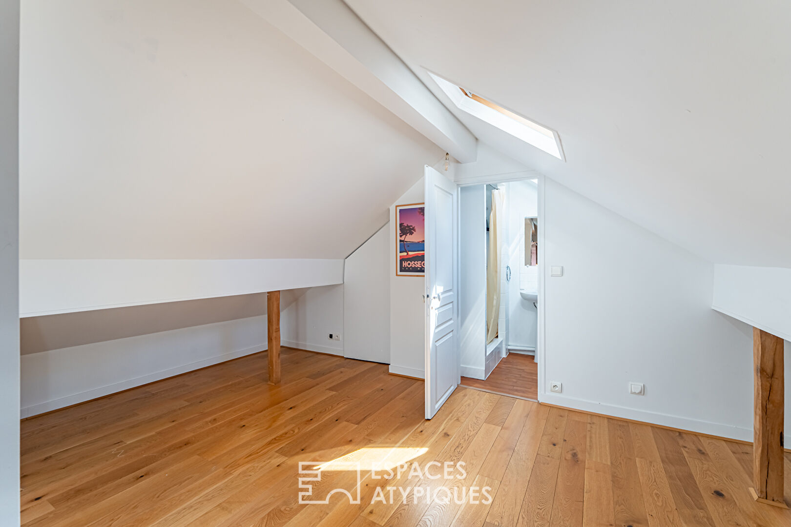 Top floor duplex with terrace, Alma district