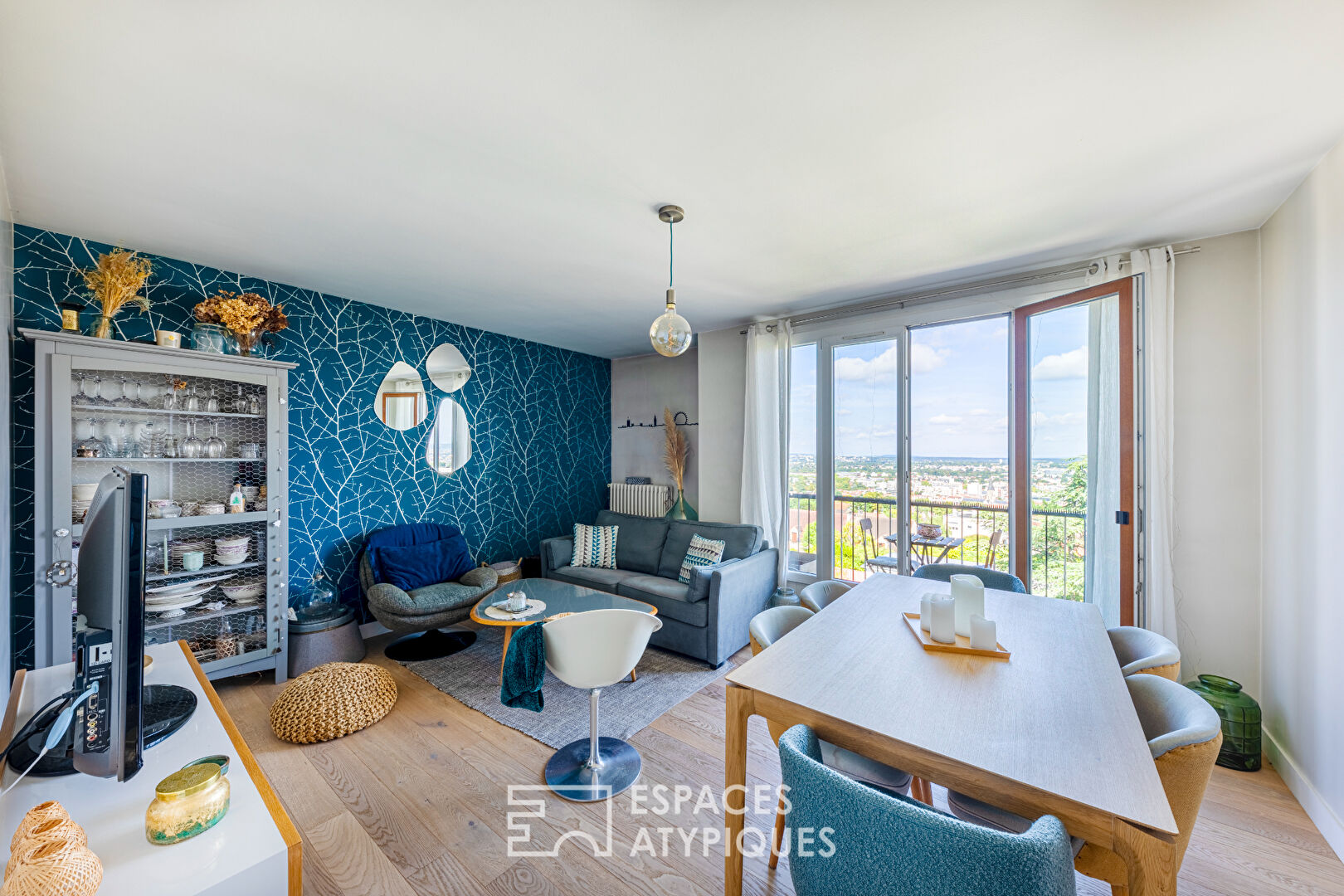 Cosy appartement T3 rénové avec balcon et vue dégagée à Rueil-Malmaison