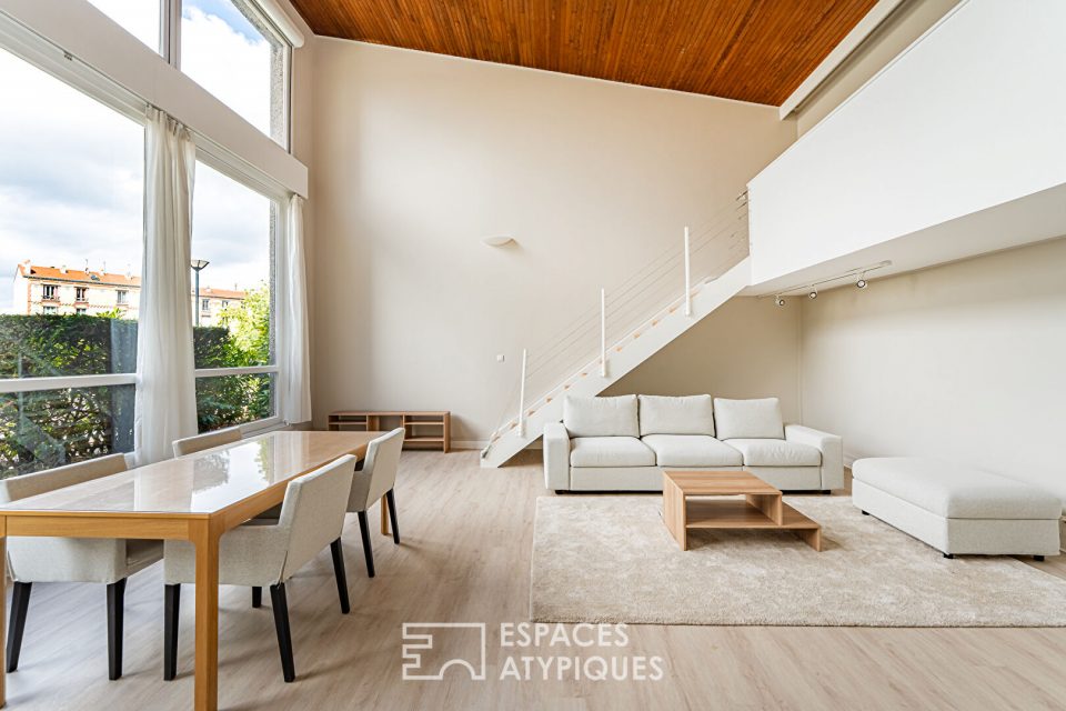 Atelier d'artiste en duplex, esprit maison