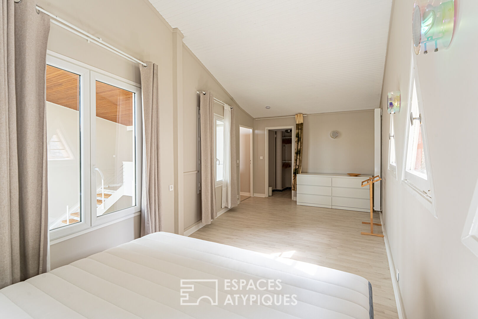Atelier d’artiste en duplex, esprit maison