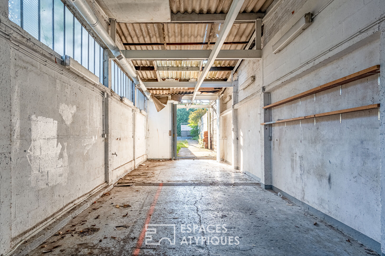 Atelier Loft de 180 m² avec permis d’agrandissement purgé à Rueil-Malmaison