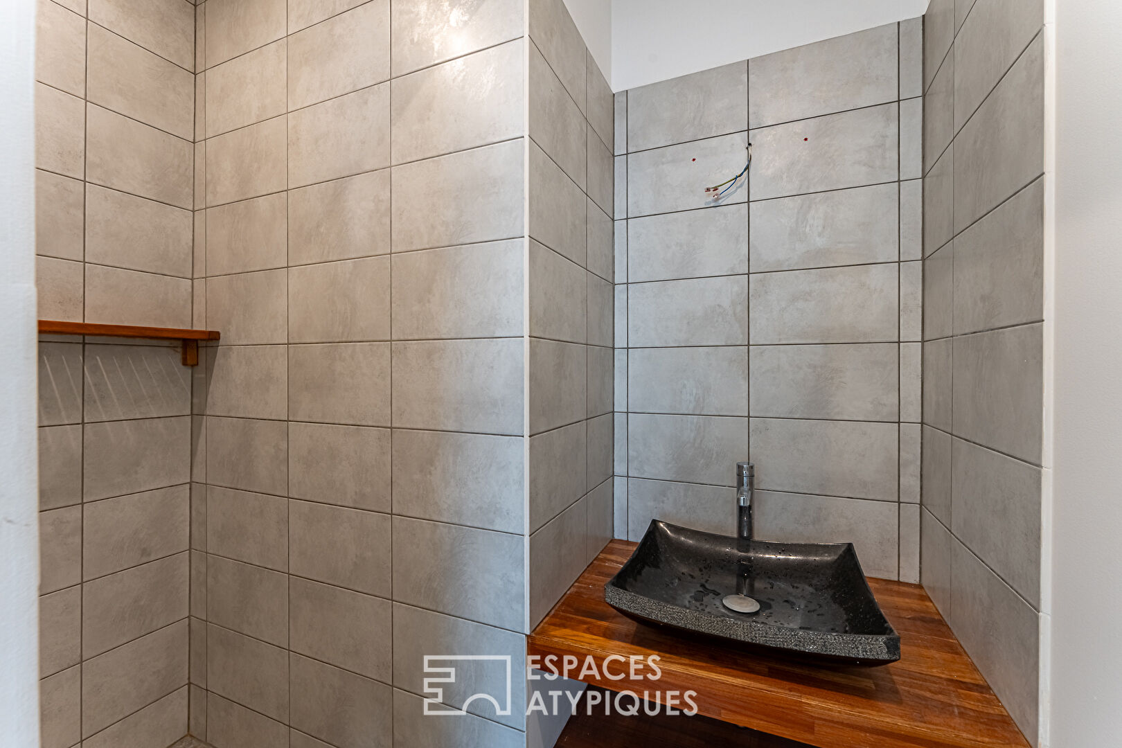 Local d&rsquo;activité  en rez-de-chaussée quartier alma