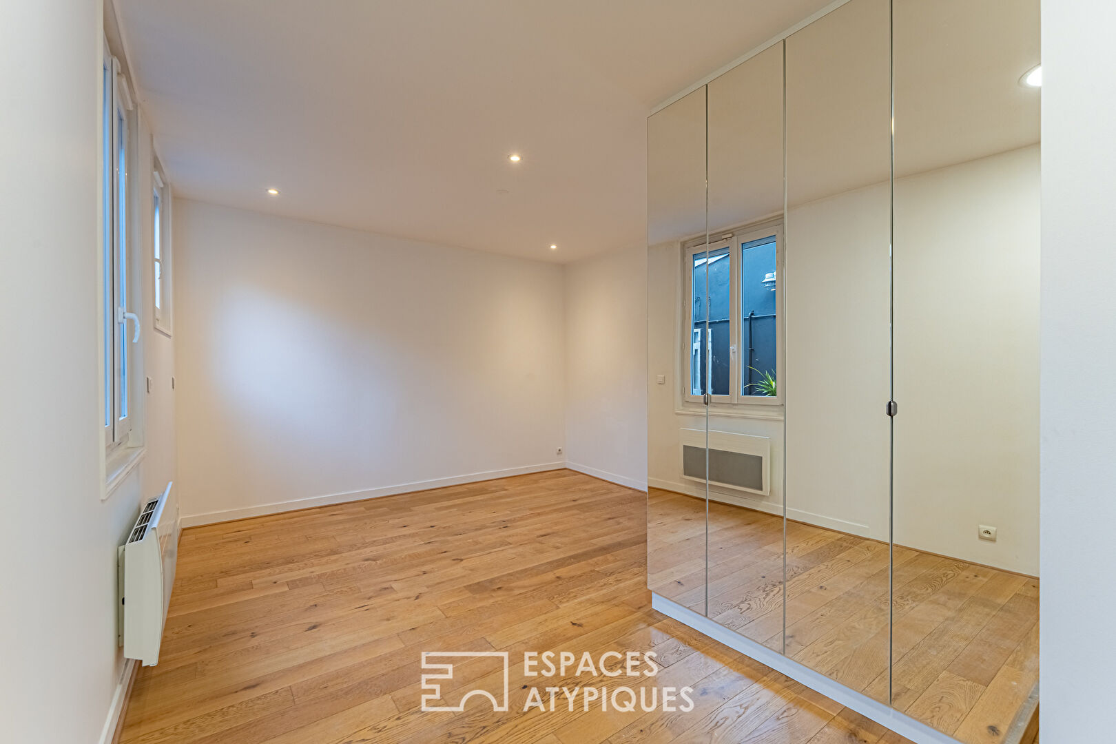 Local d&rsquo;activité  en rez-de-chaussée quartier alma