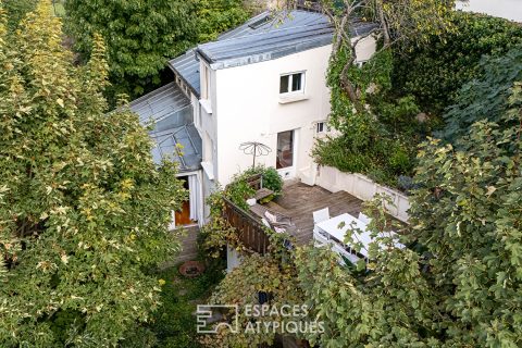 House and its terraces in a green setting in Sèvres Rive-Gauche