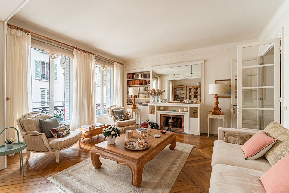 Élégance haussmannienne & calme absolu au coeur des Sablons