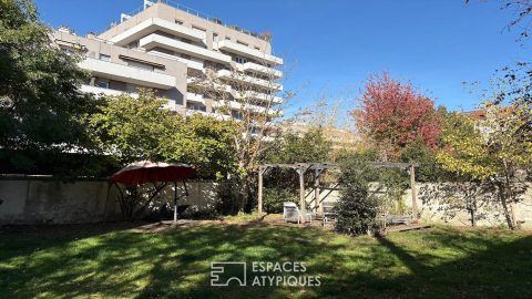 Building land in a residential area in the city center