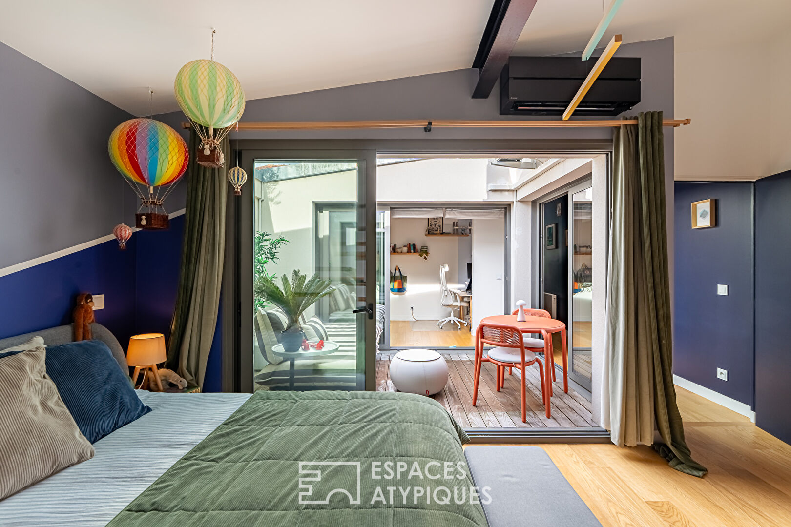 Loft dans une ancienne chaudronnerie avec terrasse et patios