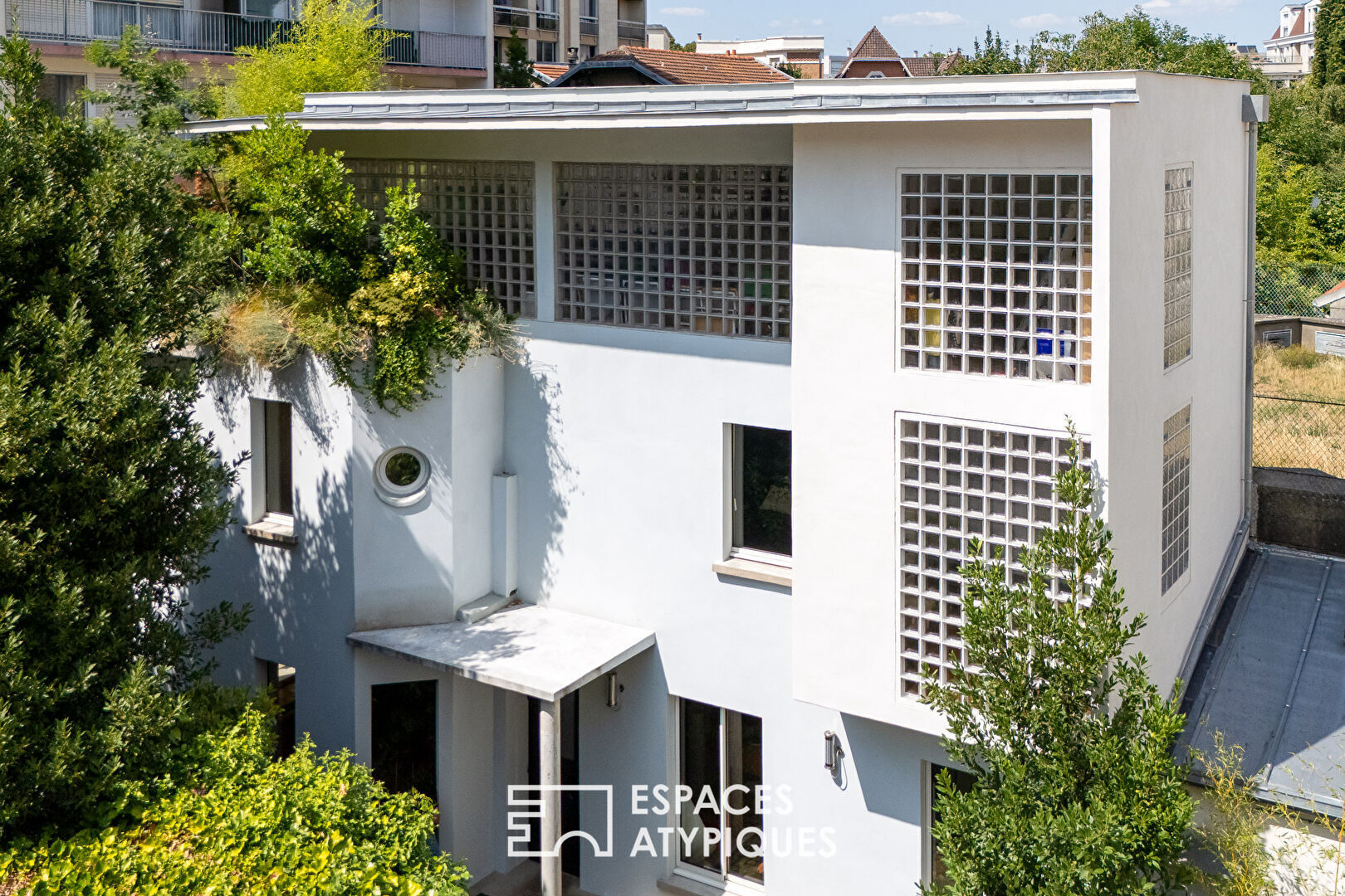 Maison d’inspiration Mallet Stevens à deux pas de la gare de Clamart