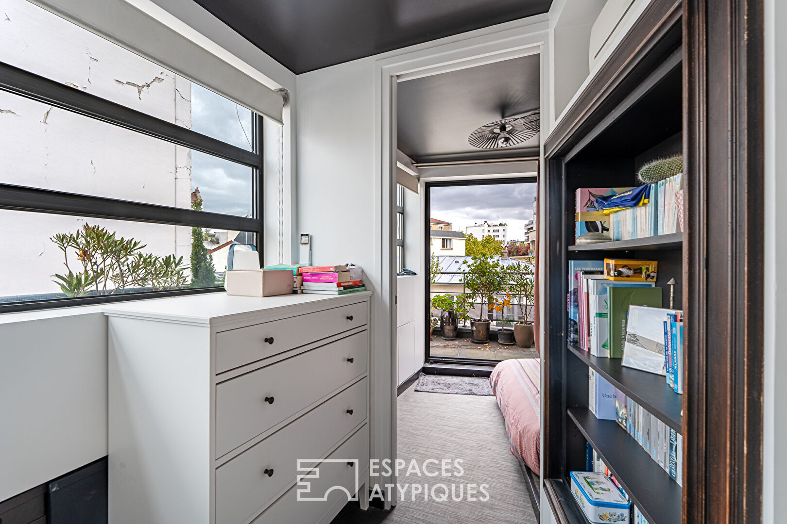 Triplex contemporain meublé avec toit-terrasse au coeur de Boulogne