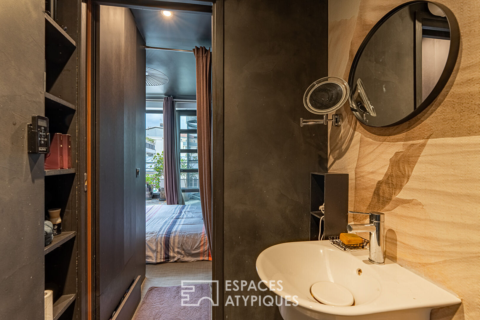 Triplex contemporain meublé avec toit-terrasse au coeur de Boulogne