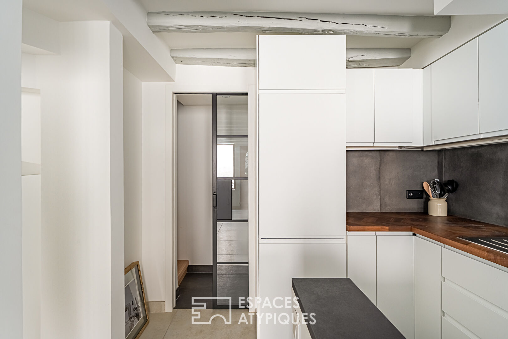 Maison de ville rénovée sur allée privée en centre-ville