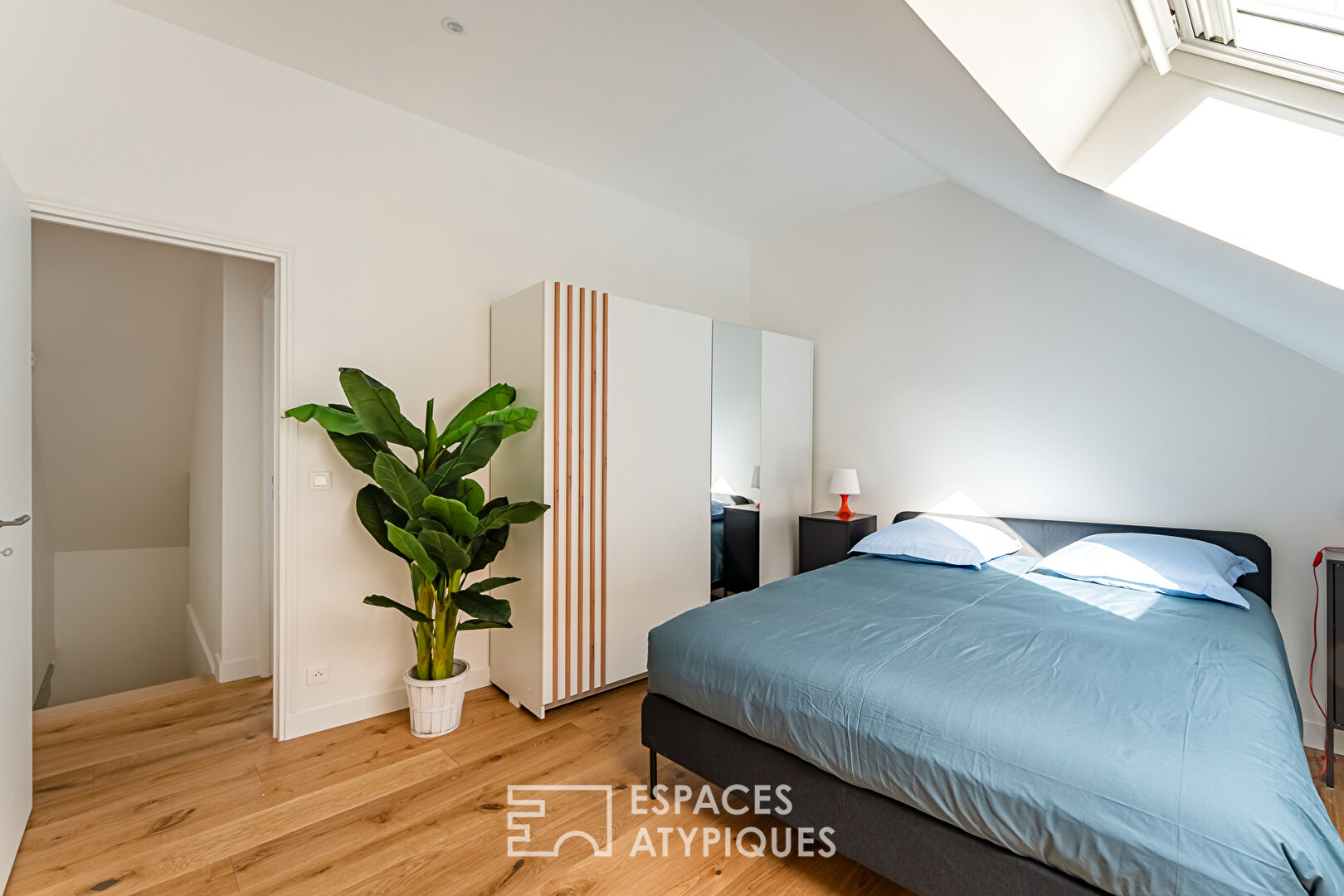 Maison de ville rénovée sur allée privée en centre-ville