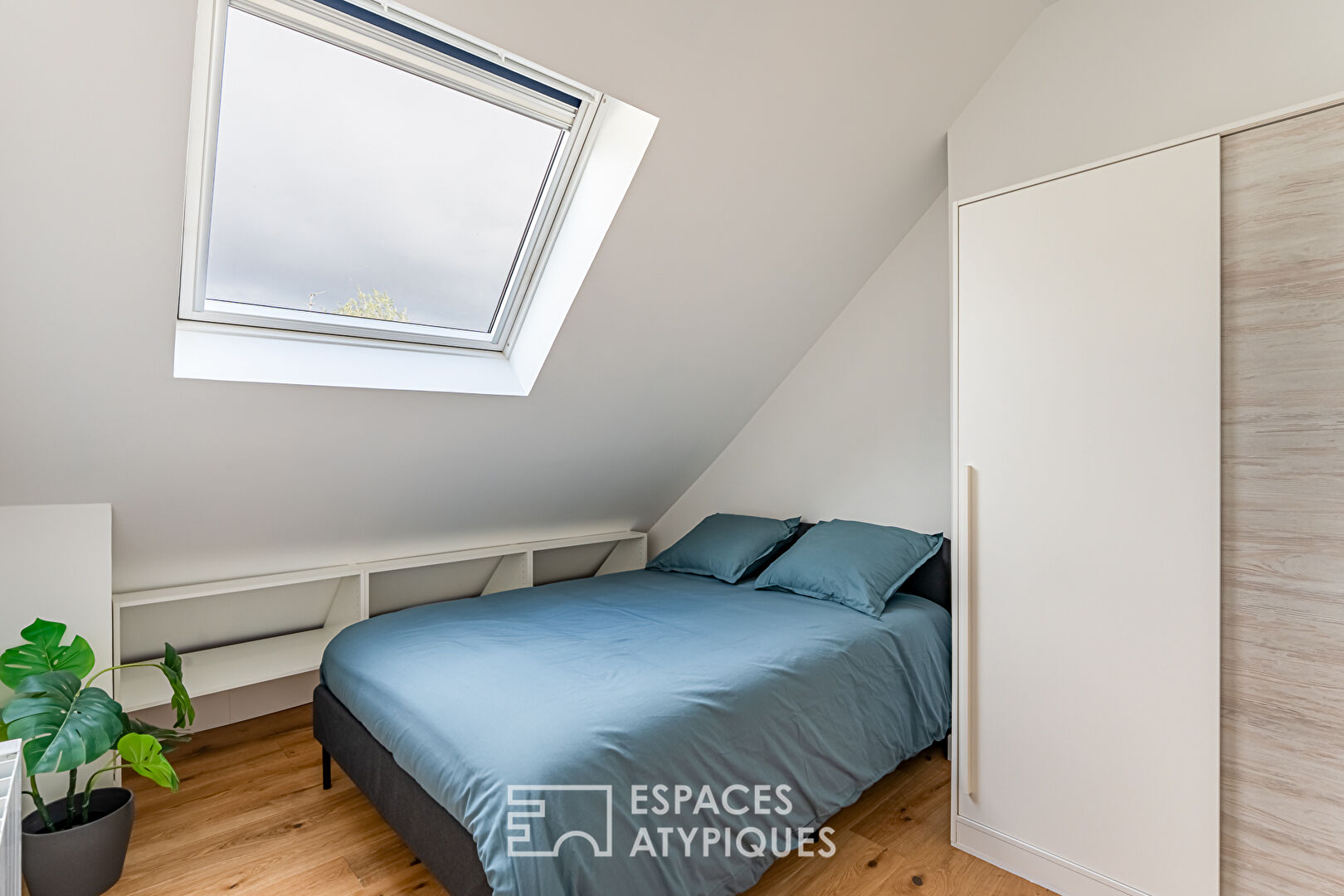 Maison de ville rénovée sur allée privée en centre-ville