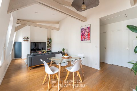 Dernier étage au volume généreux