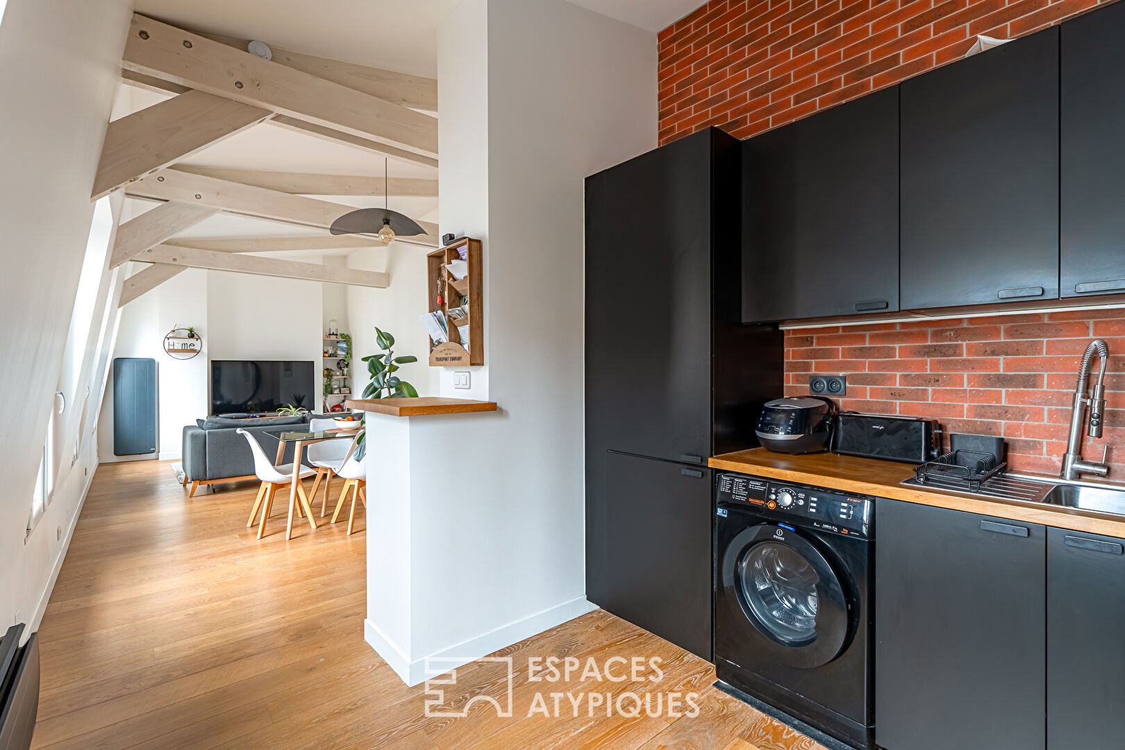 Dernier étage au volume généreux