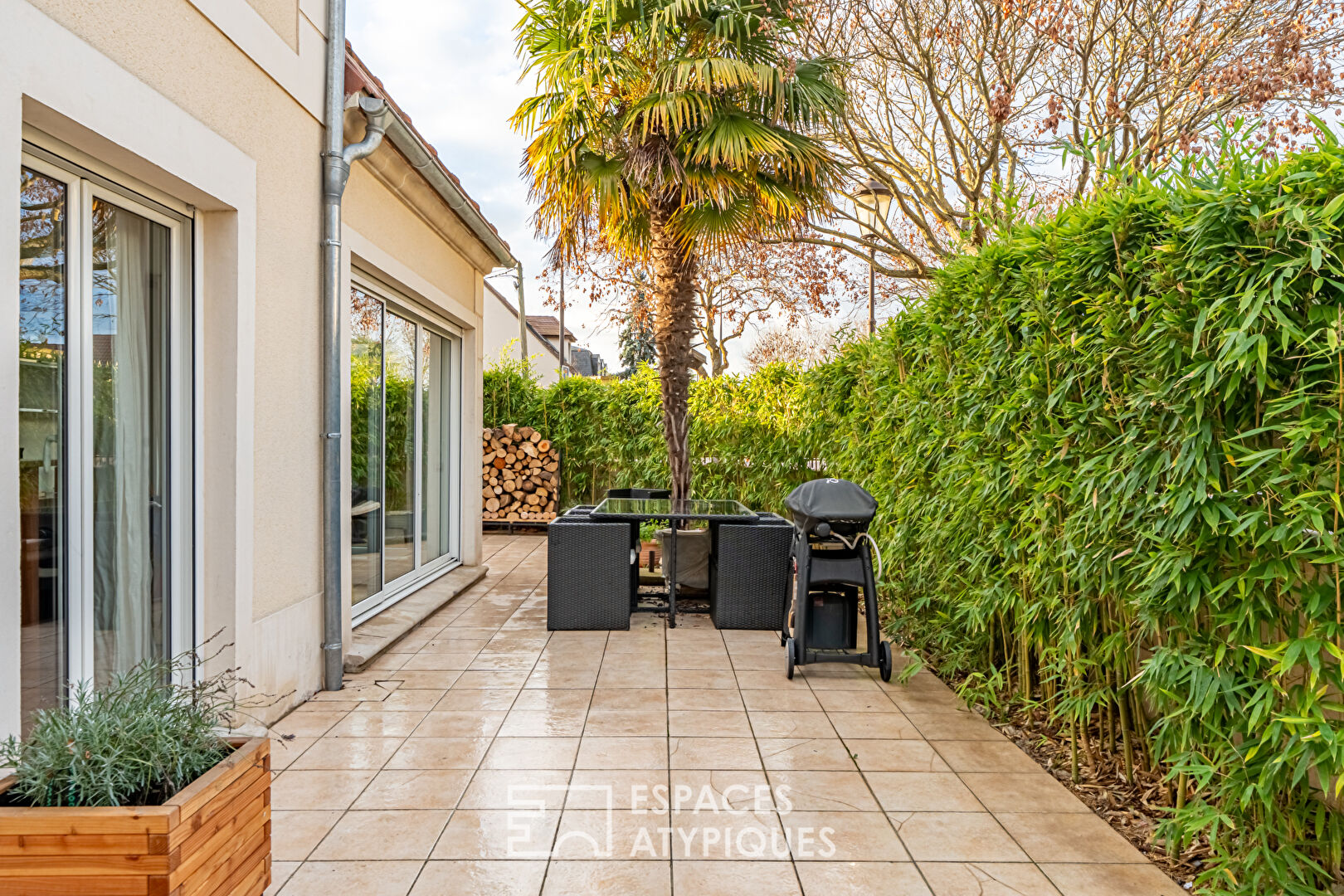 Loft house with terrace in Saint-Cucufa