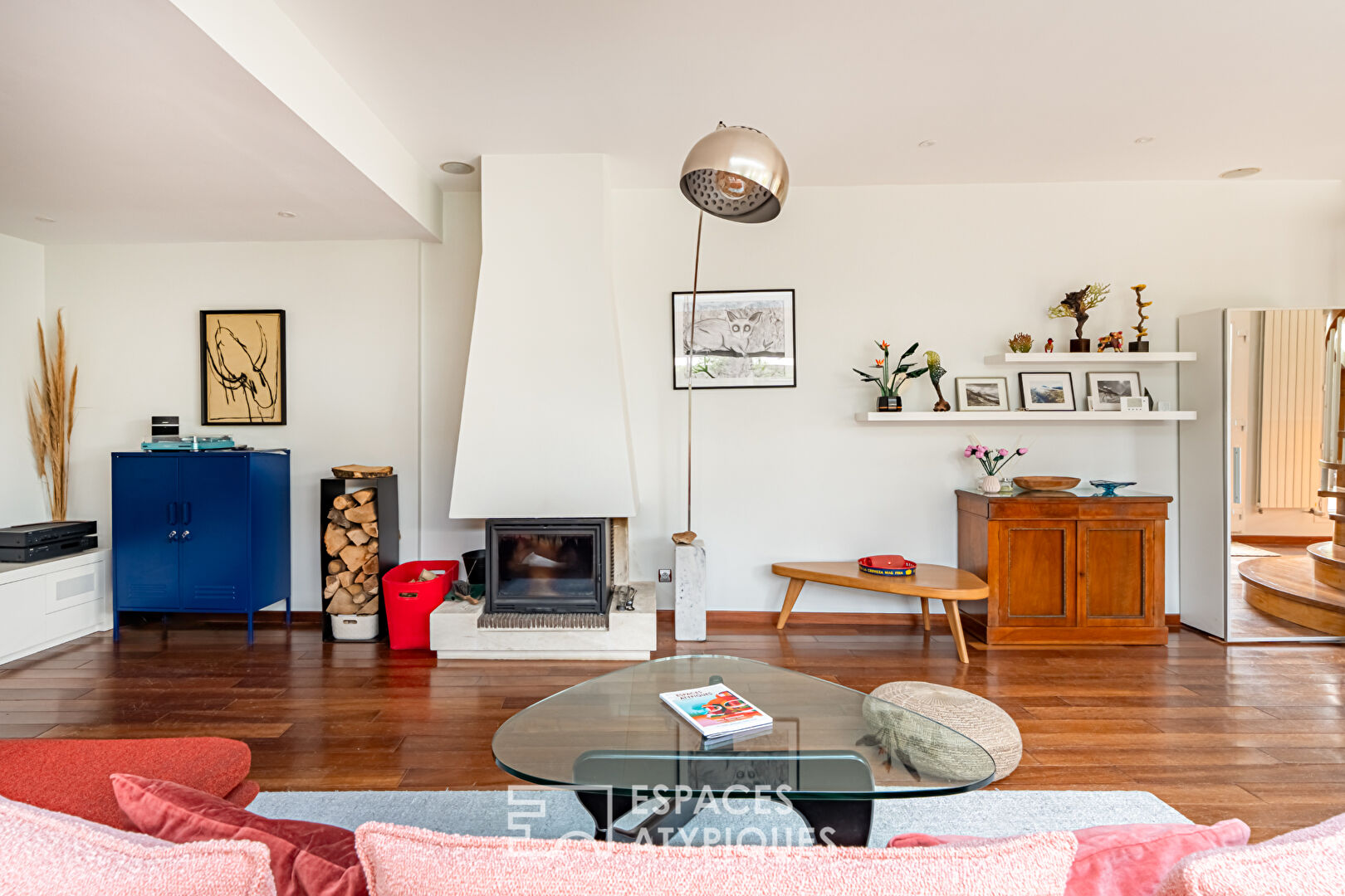 Loft house with terrace in Saint-Cucufa