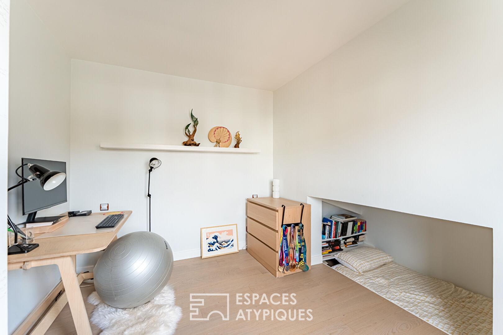 Loft house with terrace in Saint-Cucufa