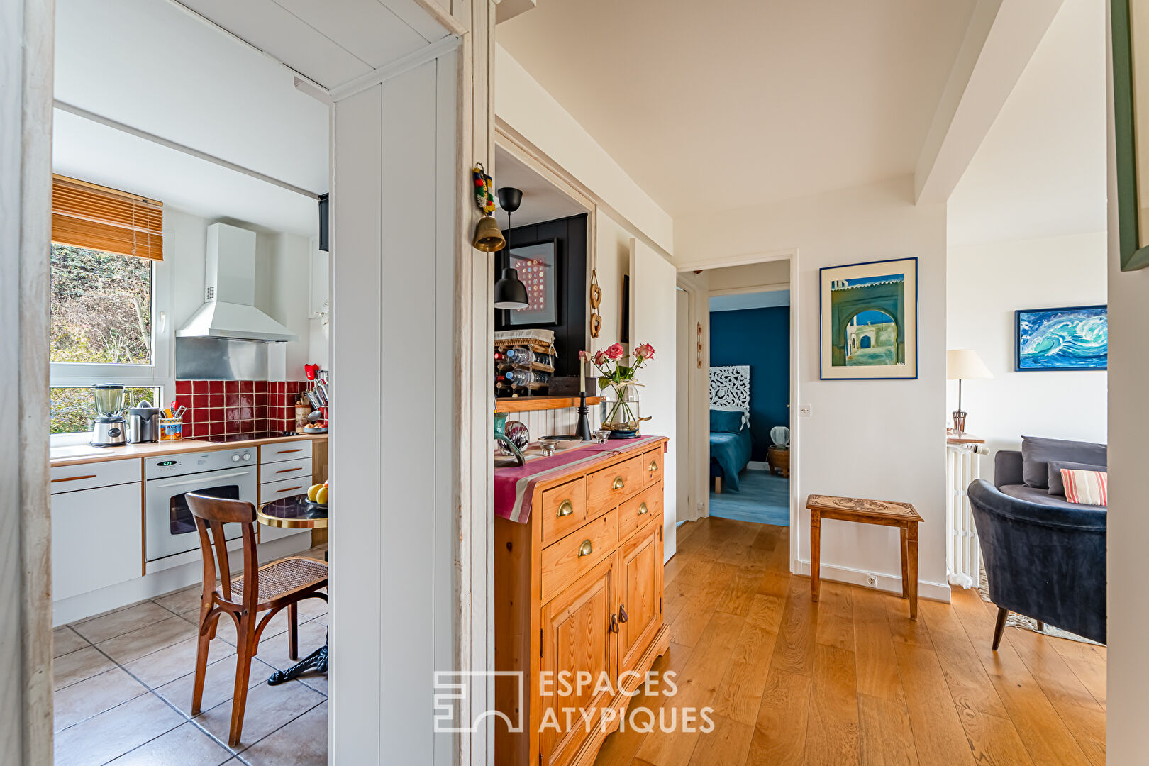 Lumineux premier étage avec balcon sur espace vert