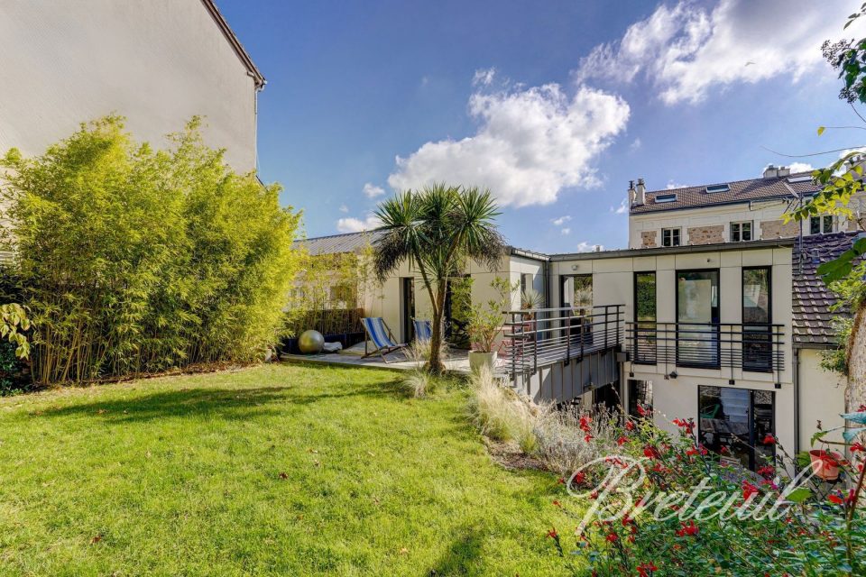 Maison contemporaine avec jardin en espaliers