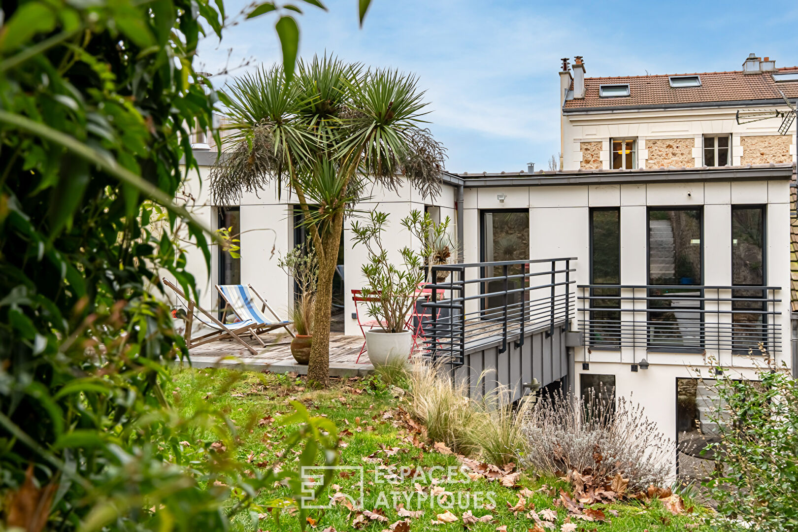 Maison contemporaine avec jardin en espaliers