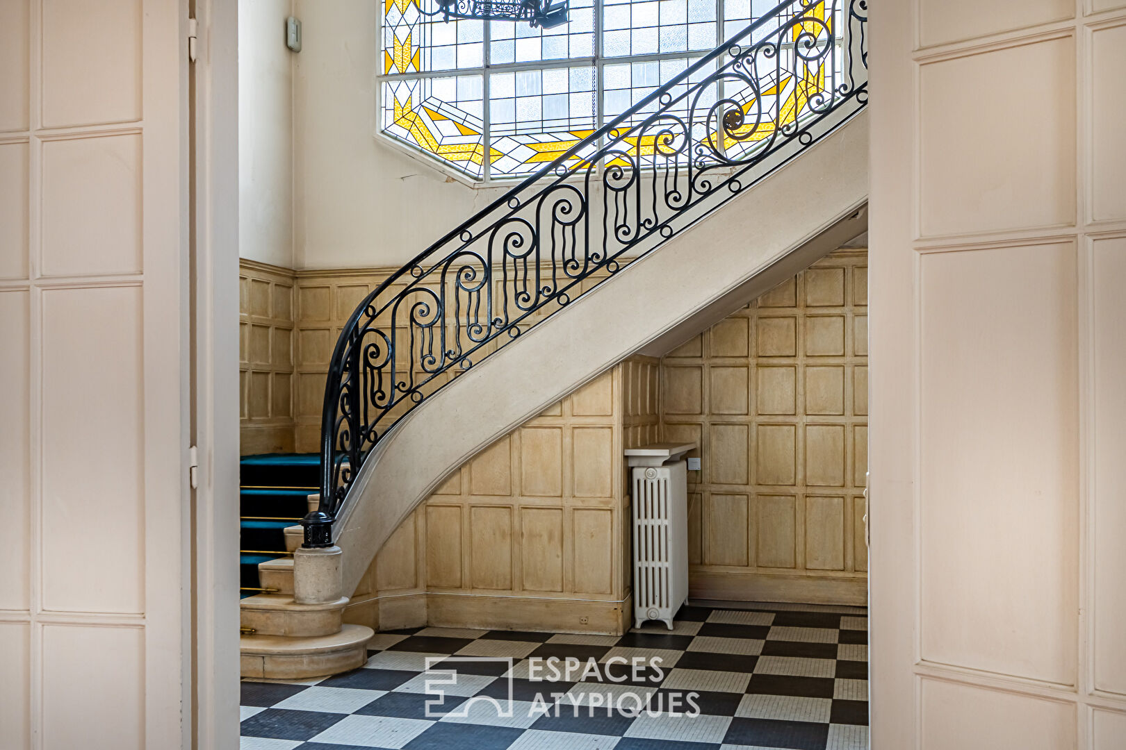 Duplex Art Déco aux volumes généreux à l&rsquo;Entrée de la Villa Chaptal