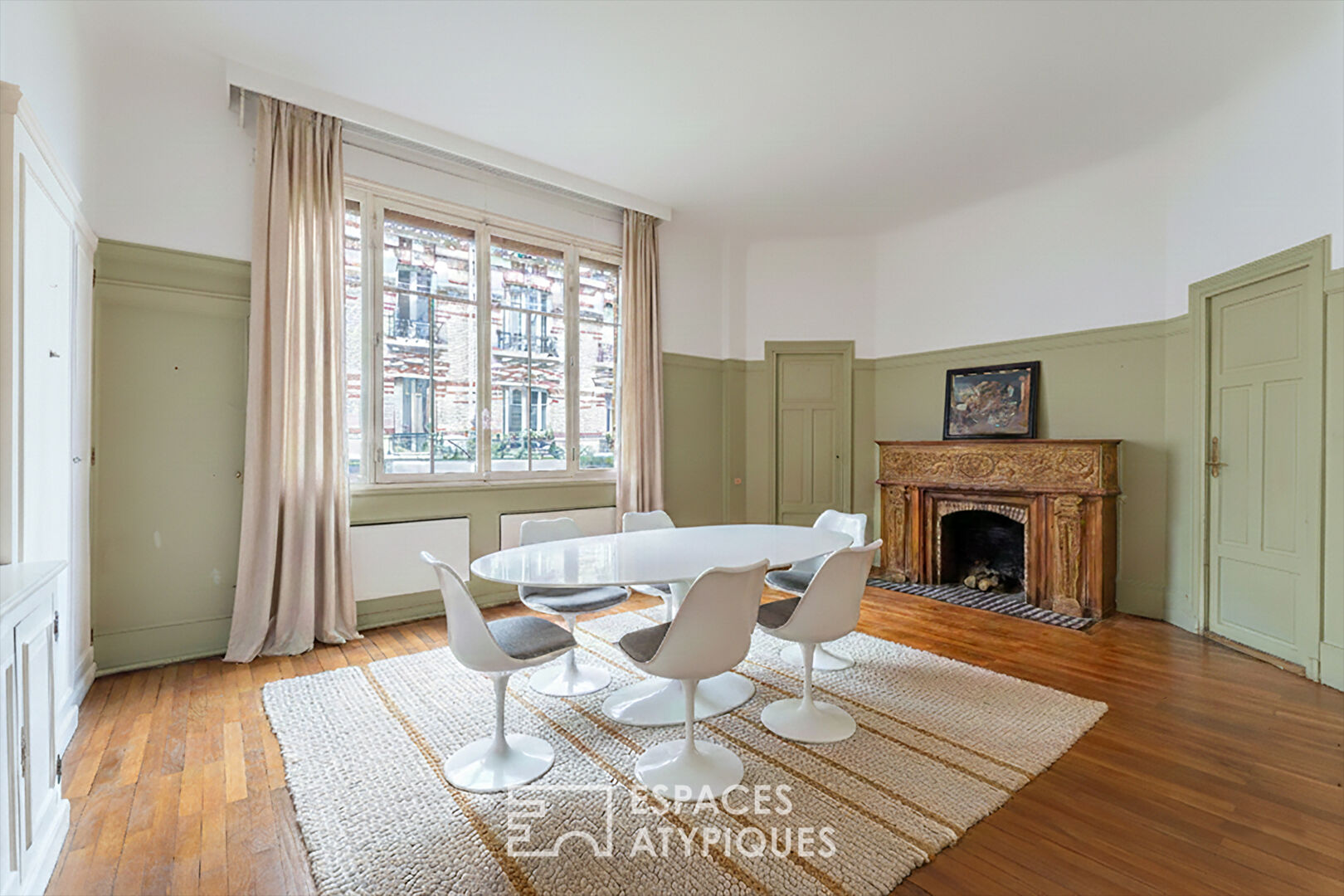 Duplex Art Déco aux volumes généreux à l&rsquo;Entrée de la Villa Chaptal