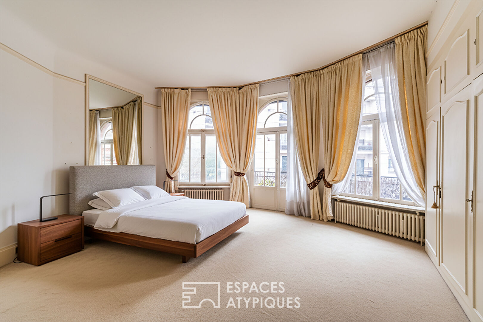 Duplex Art Déco aux volumes généreux à l&rsquo;Entrée de la Villa Chaptal