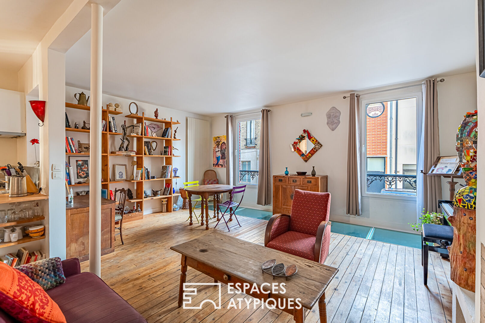 Duplex inversé comme une maison au coeur de Boulogne.