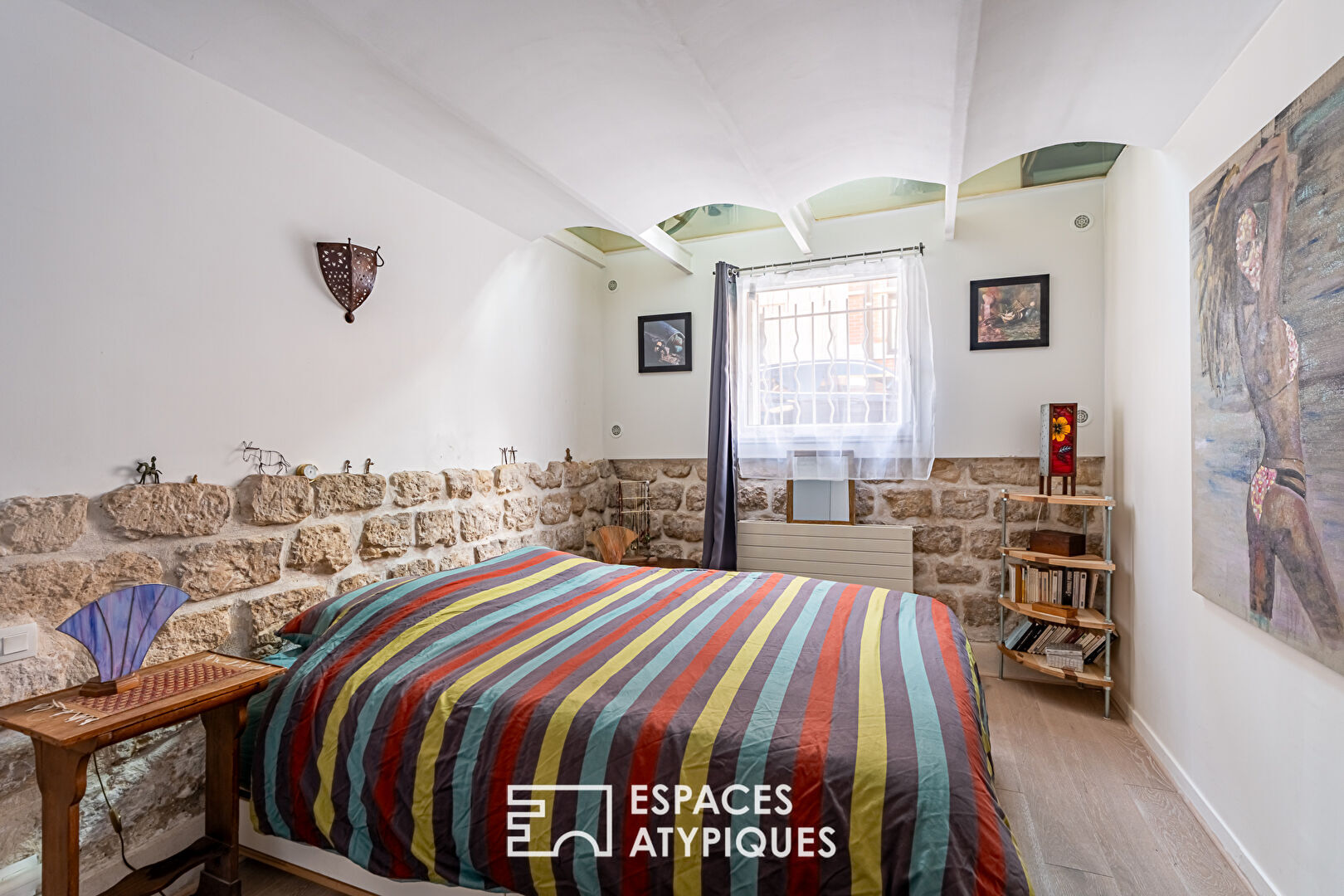 Duplex inversé comme une maison au coeur de Boulogne.