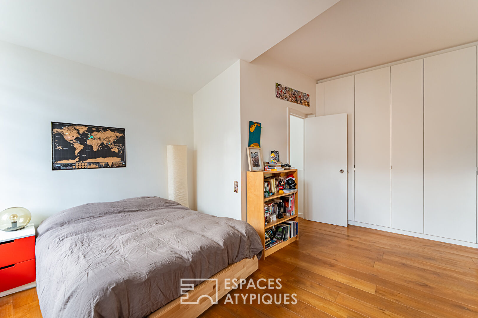 Maison d&rsquo;architecte et son jardin exposé sud au coeur de Malakoff