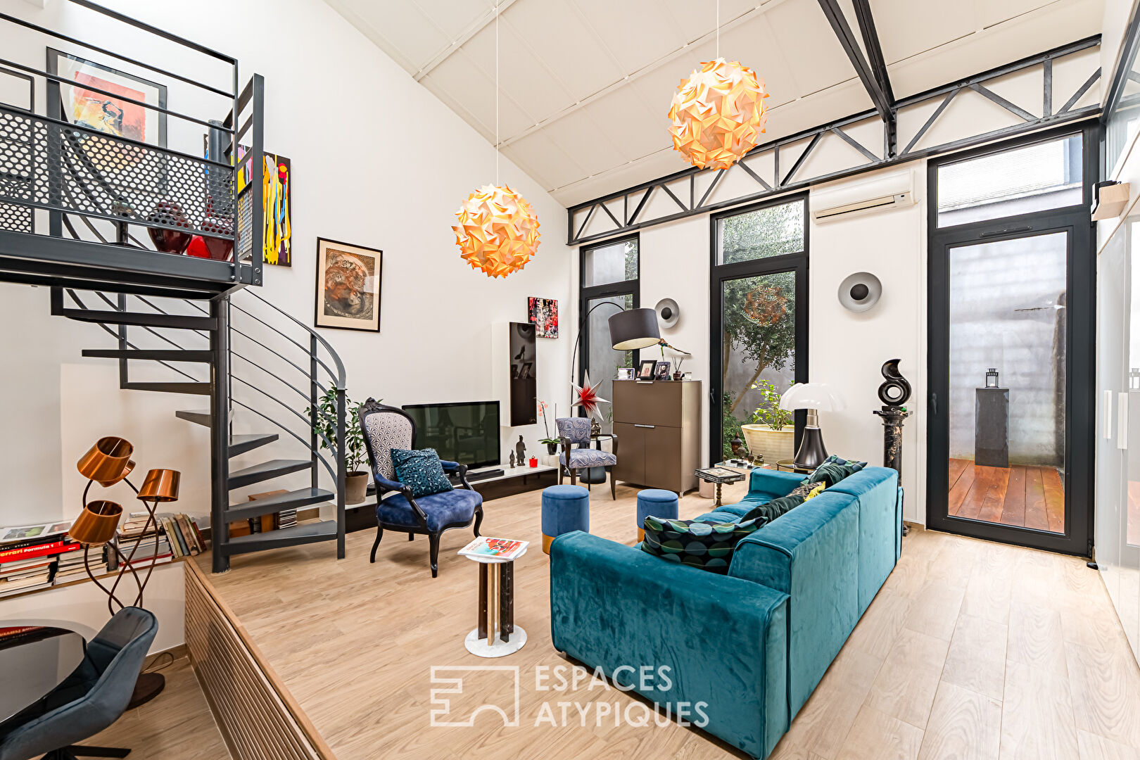 Loft familial et son patio à ciel ouvert aux portes de Clamart