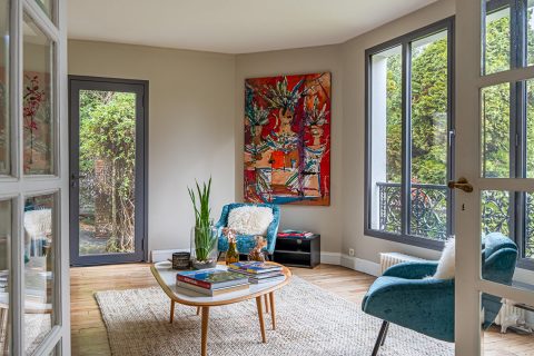 Meulière familiale confidentielle, à l&rsquo;abri des regards